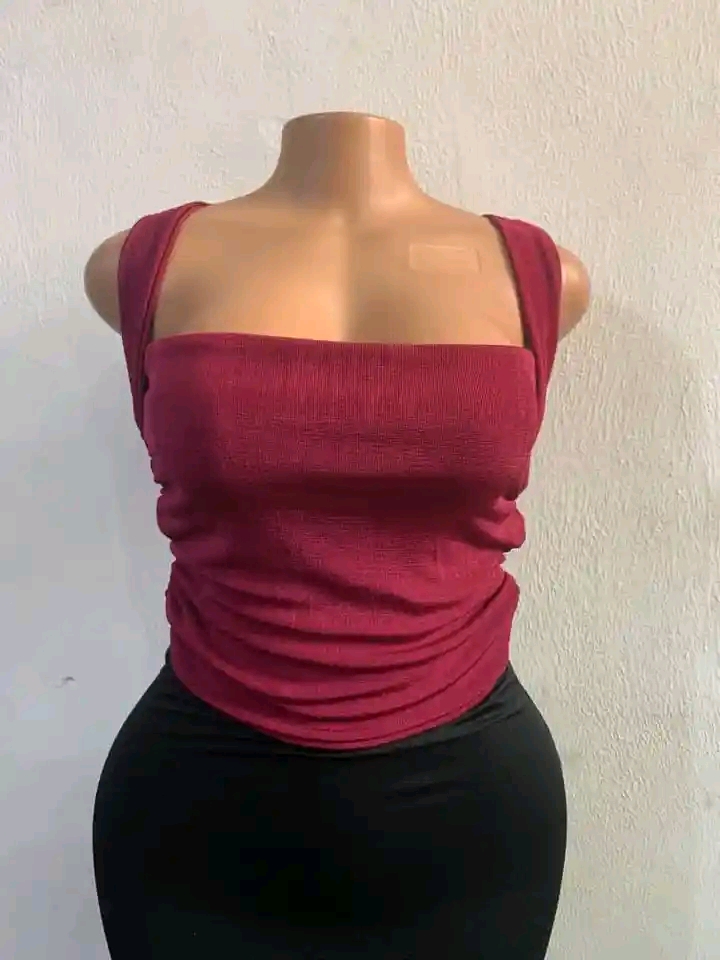 Benedette wears